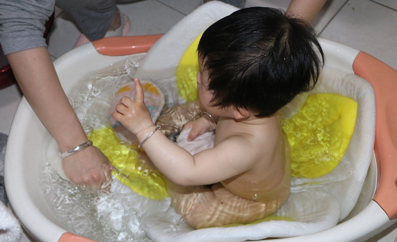 Baby Flower Bath Tub: Soft, Safe, and Joyful Bathing Experience - Minihomy