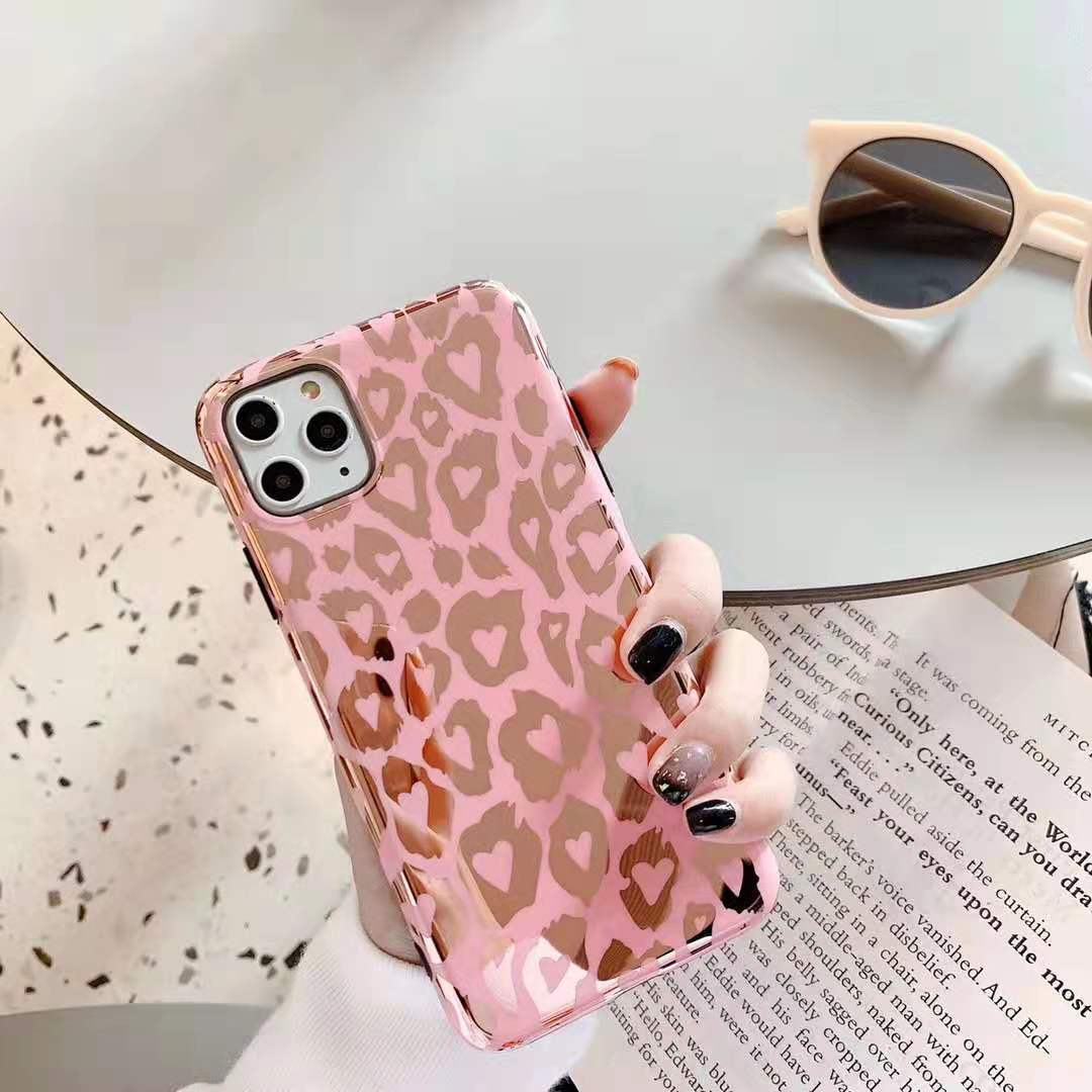 Pink electroplating leopard print phone case - Minihomy