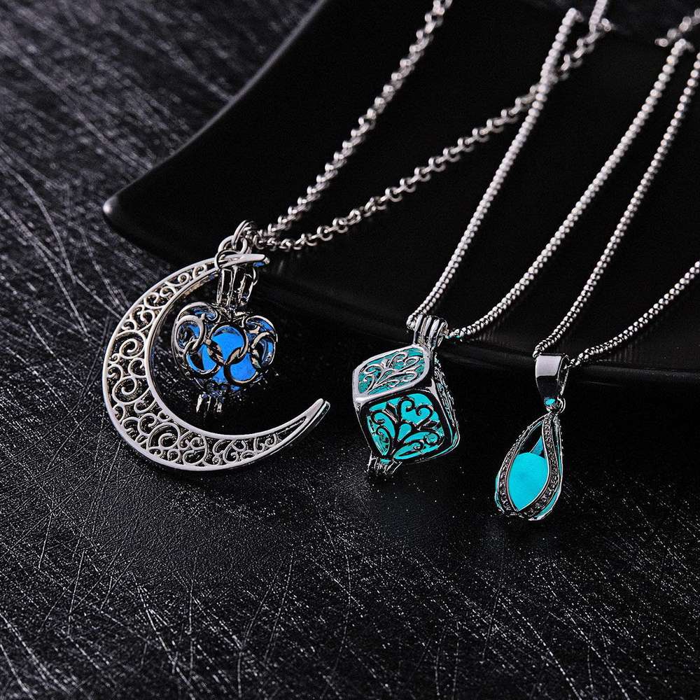 Glow In The Dark Necklace Moon Square Heart Necklaces For Women - Minihomy