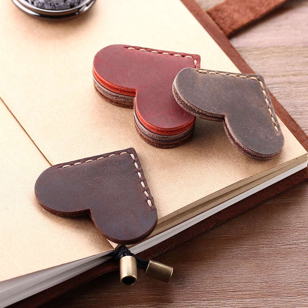 Heart-shaped bookmark - Minihomy