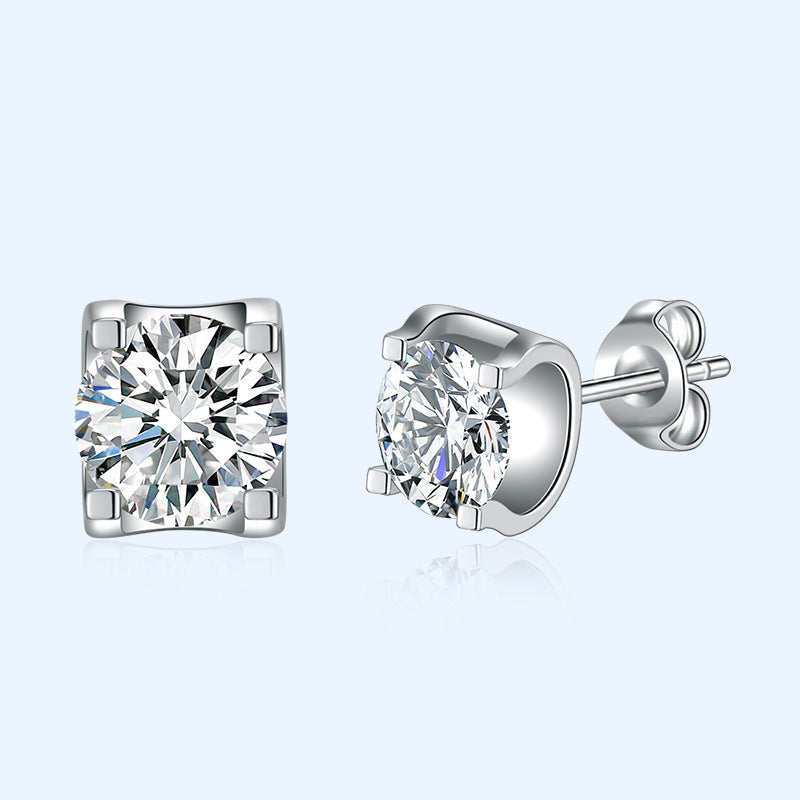 Sterling Gümüş İğne Moissanite İnek Başlı Küpe