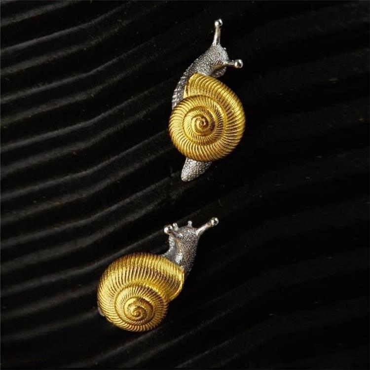 Cute Snail Ear Studs Earrings - One Pair Package - Minihomy