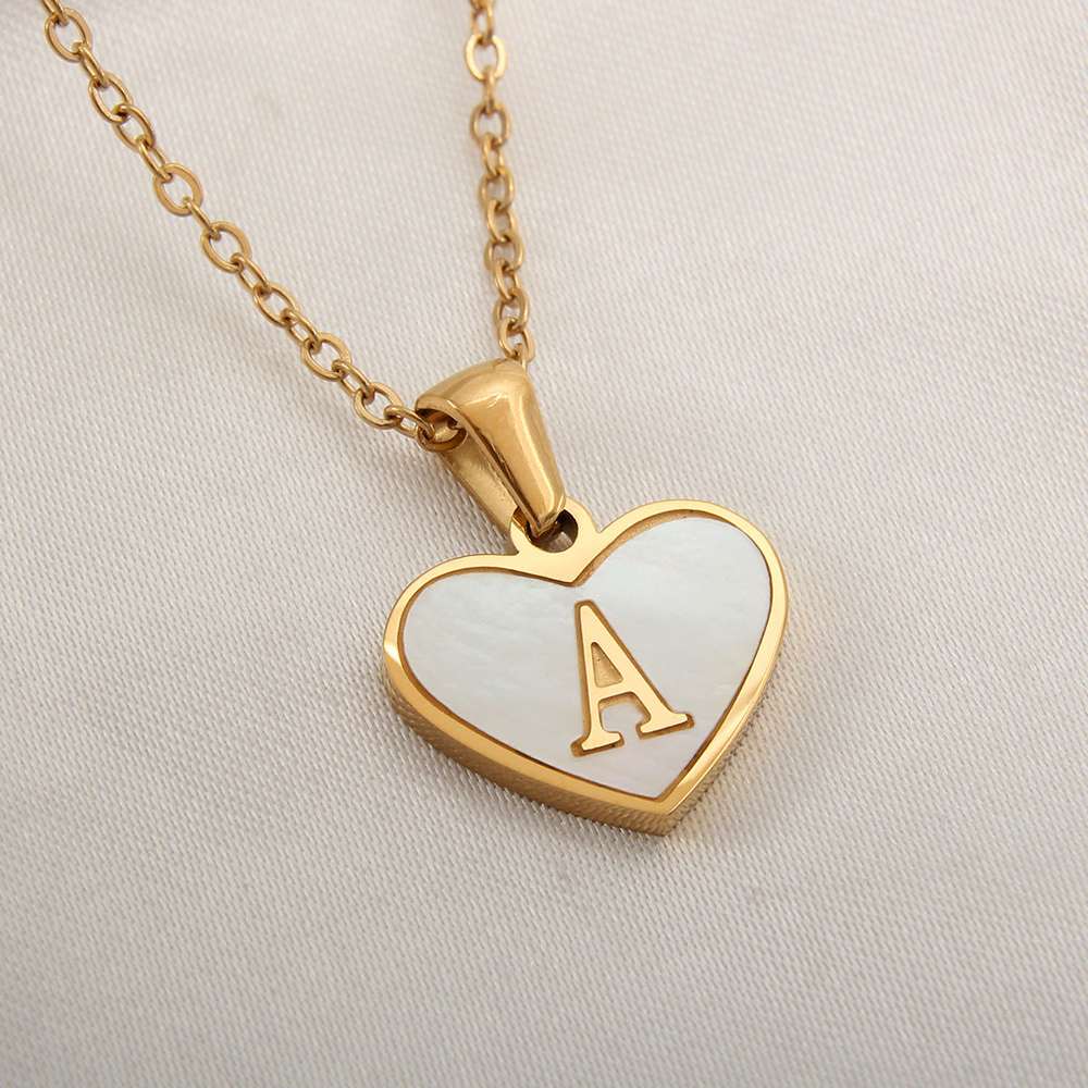 26 Letter Heart-shaped Necklace White Shell Love Clavicle Chain Necklace For Women - Minihomy