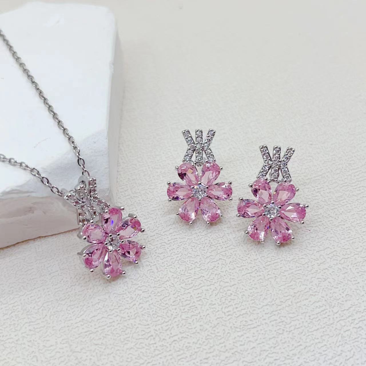 Glamorous Copper Plated Gold Hand Inlaid Pink Water Drop Flower Fashion Necklace and Earrings Set - Minihomy