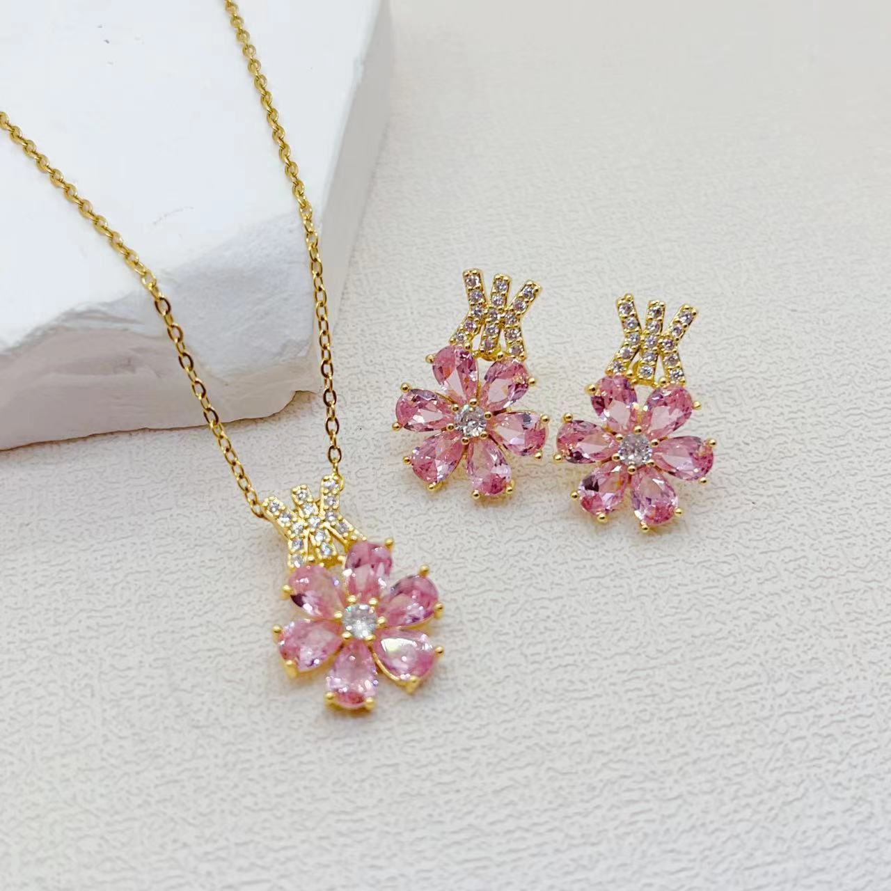 Glamorous Copper Plated Gold Hand Inlaid Pink Water Drop Flower Fashion Necklace and Earrings Set - Minihomy