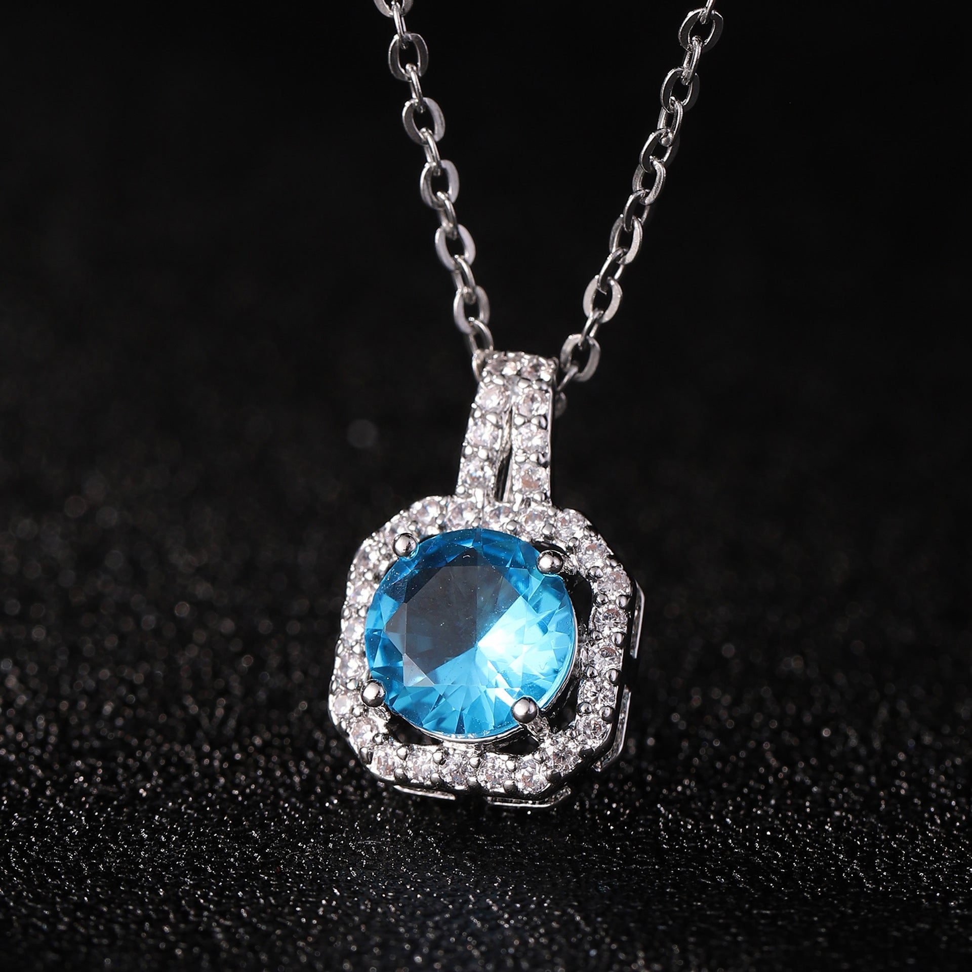 Perfume Bottle Pendant Necklace Women's Full Diamond - Minihomy