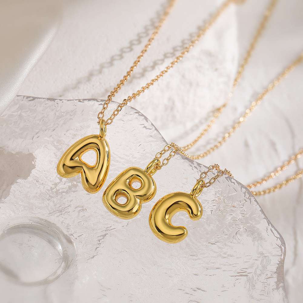 Copper Plated Gold 26 English Letters Pendant Necklace Niche Personality Clavicle Chain - Minihomy