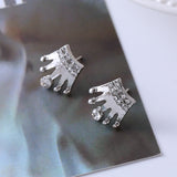 Titanium Steel Small Ear Studs: Simple Retro Minority Light Luxury Temperament Earrings For Women