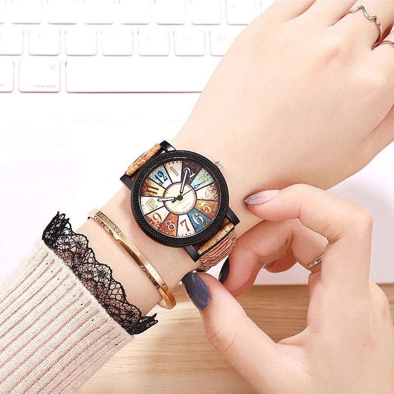 Casual Vintage Leather Women Quartz Wrist Watch Gift Clock - Minihomy