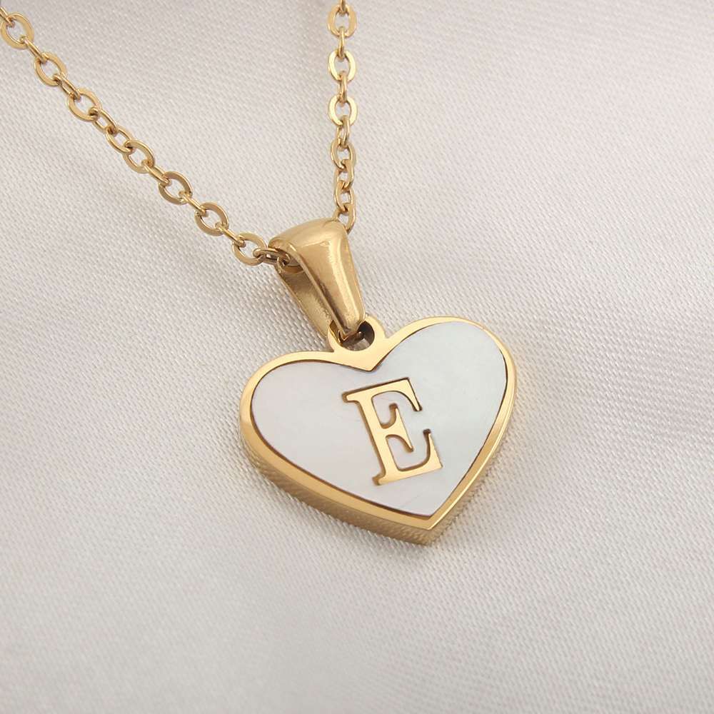 26 Letter Heart-shaped Necklace White Shell Love Clavicle Chain Necklace For Women - Minihomy