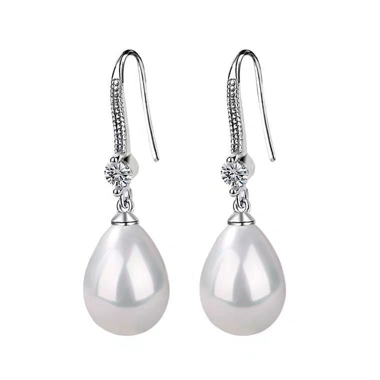 Fashion Women's Simple And Elegant Earrings: Elevate Your Style with Effortless Glamour - Minihomy