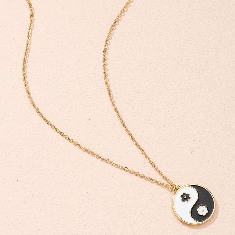 Chinese Style Gossip Necklace Female Tai Pendant Clavicle Chain Accessories - Minihomy