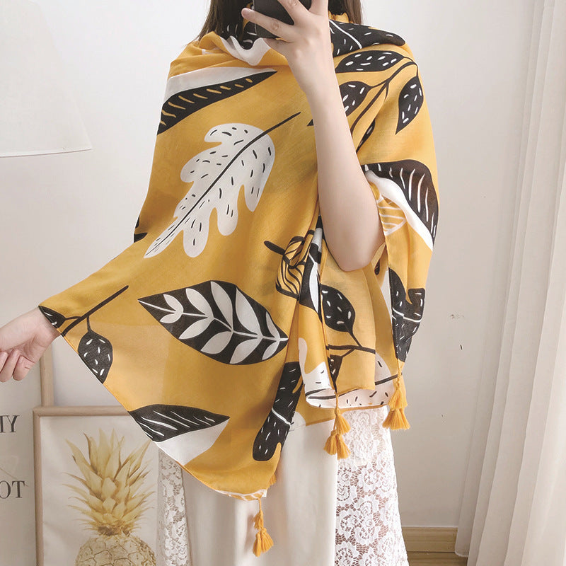 Yellow feather leaf shawl