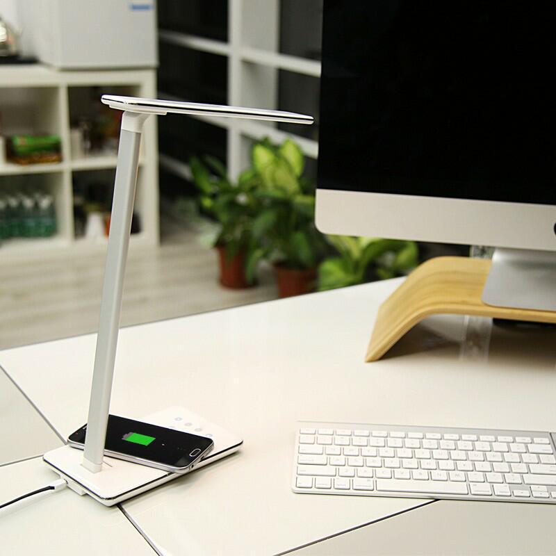 LED desk lamp - Minihomy