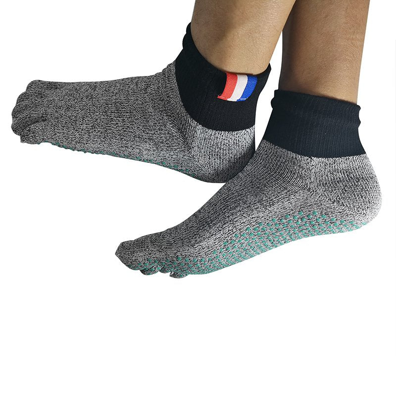 Beach dispensing anti-slip socks - Minihomy