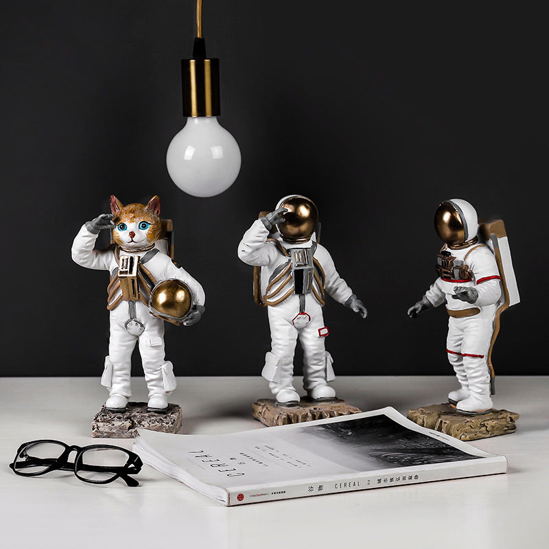 Astronaut resin ornaments - Minihomy